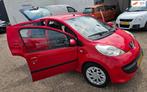 Peugeot 107 1.0-12V XR AIRCO 5 DRS NWE APK, Voorwielaandrijving, Stof, Gebruikt, Zwart