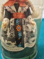 -	Kledendracht pop zwitsers samso, Verzamelen, Poppen, Ophalen of Verzenden, 'T Olde Gre-j, Info@toldegrej.nl, Endepoelstraat 20f Didam