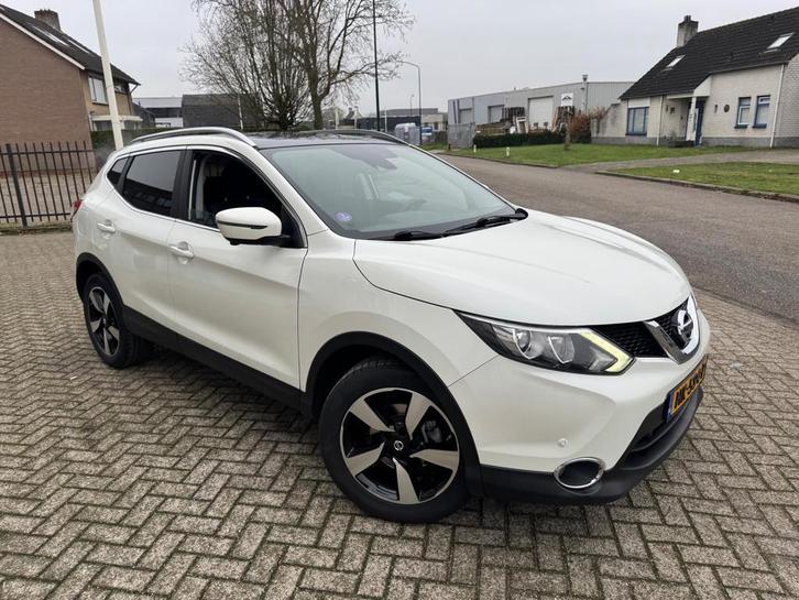 Nissan Qashqai 1.2 Connect Automaat,Panodak,camera, Auto's, Nissan, Bedrijf, Te koop, Qashqai, 360° camera, ABS, Achteruitrijcamera