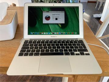 Macbook air beschikbaar voor biedingen