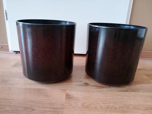 2 kunststof bloempotten en meer bloempotten, Tuin en Terras, Bloempotten, Zo goed als nieuw, Kunststof, Binnen, Minder dan 40 cm