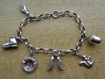 zilveren armband met antieke bedels [426] beschikbaar voor biedingen