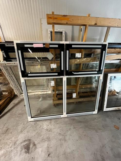 Nieuw kunststof kozijn dik dubbel glas 24mm, Doe-het-zelf en Verbouw, Kozijnen en Schuifpuien, Nieuw, Ophalen