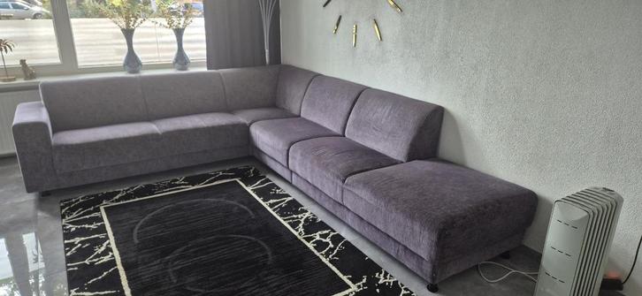 Moderne hoekbank – MOET WEG – 260x325 cm, Huis en Inrichting, Banken | Bankstellen, Zo goed als nieuw, Hoekbank, Vierpersoons of meer