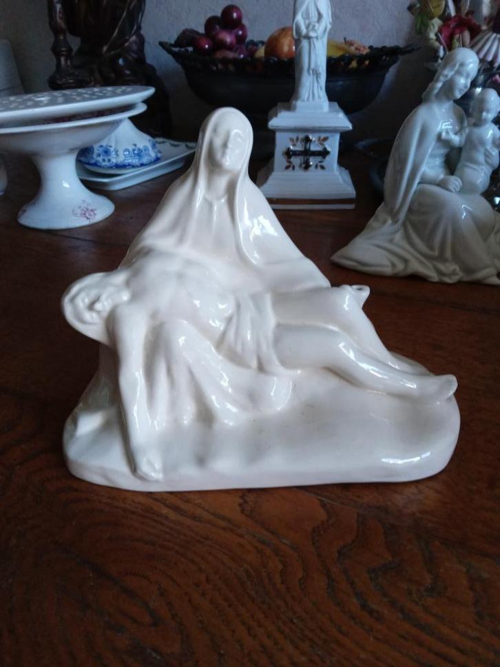 Mooie gave PIËTA uit Frankrijk, Antiek en Kunst, Antiek | Religie, Ophalen of Verzenden