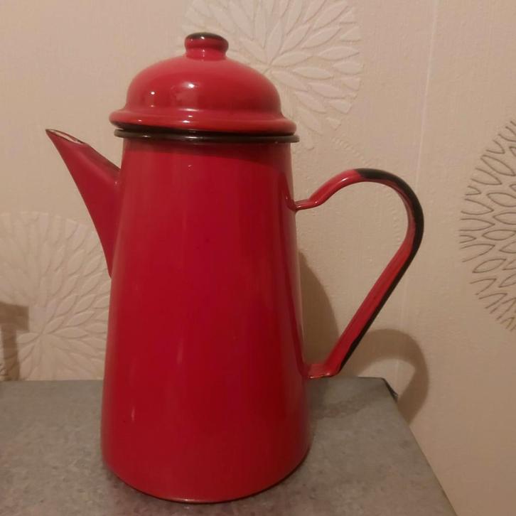 Emaille Koffiekan - Rood, Huis en Inrichting, Keuken | Keukenbenodigdheden, Gebruikt, Ophalen of Verzenden