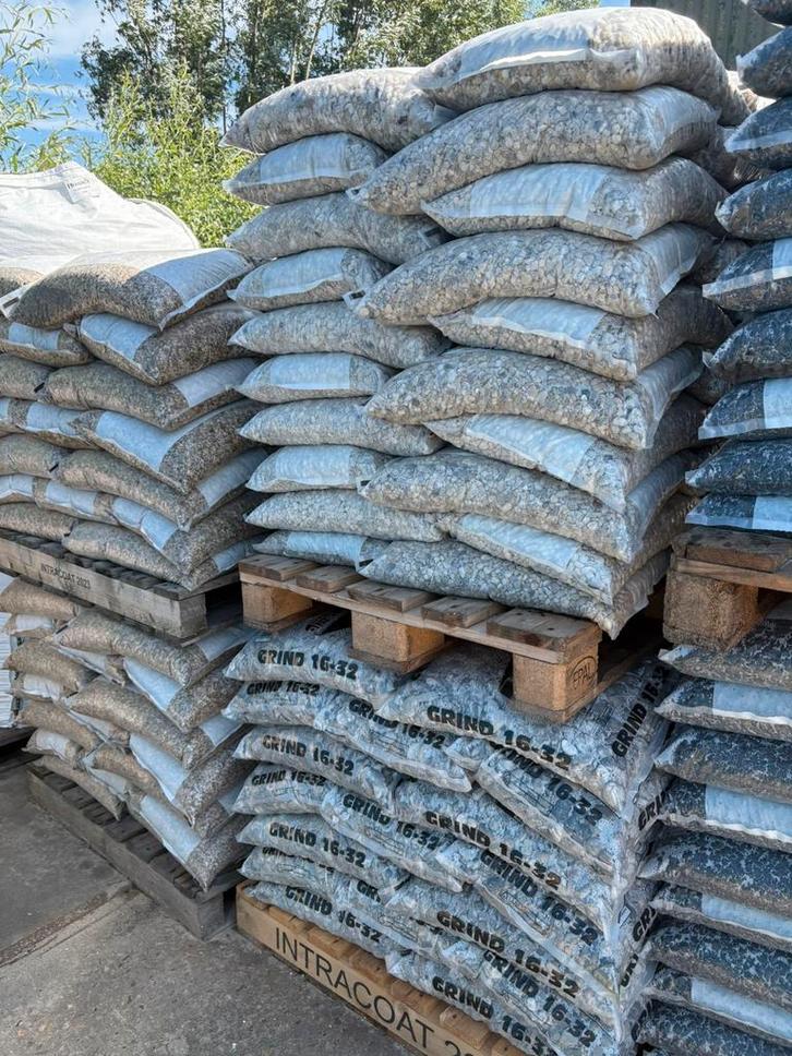 UITVERKOOP ZAND EN GRIND ZAKKEN, Tuin en Terras, Zand, Nieuw, Ophalen