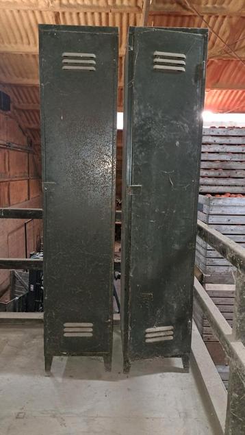 Vintage Metalen Locker - Industrieel Design beschikbaar voor biedingen