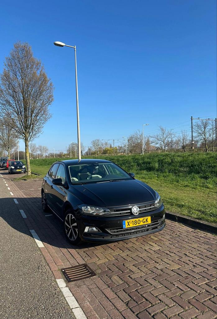 Volkswagen Polo 1.0 TSI  7-DSG 2018 Zwart Beats, 95 pk, Particulier, 1080 kg, Geïmporteerd