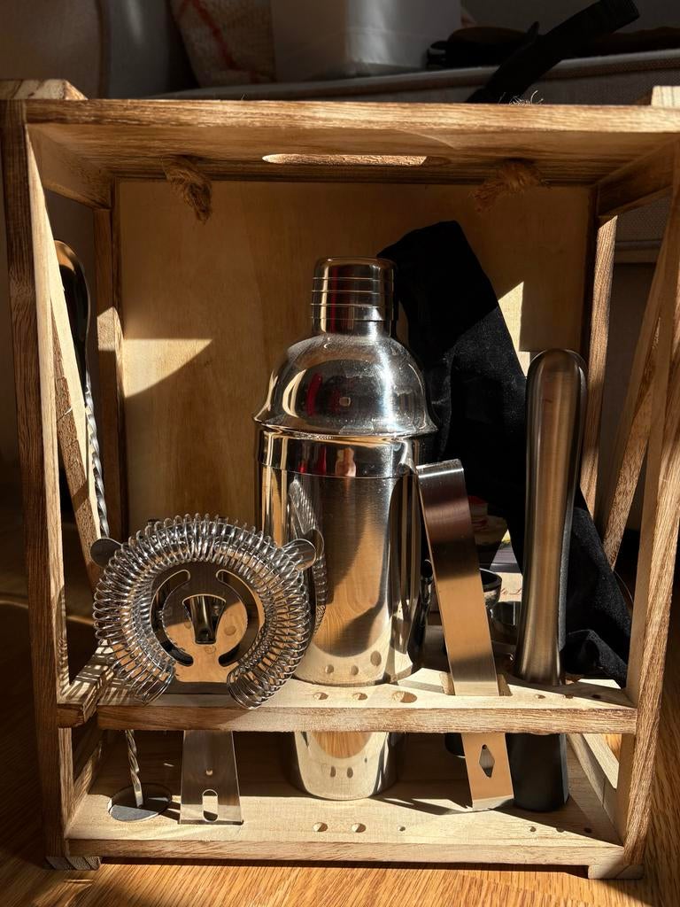 Complete cocktail set in houten kist, Ophalen, Overige typen, Zilver, Zo goed als nieuw