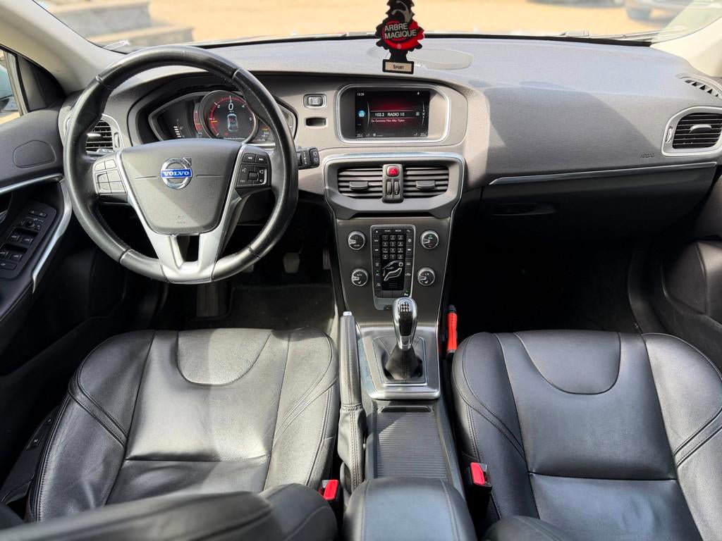 Volvo V40 2.0 D4 Summum Business, Voorwielaandrijving, Euro 5, Gebruikt, Bedrijf
