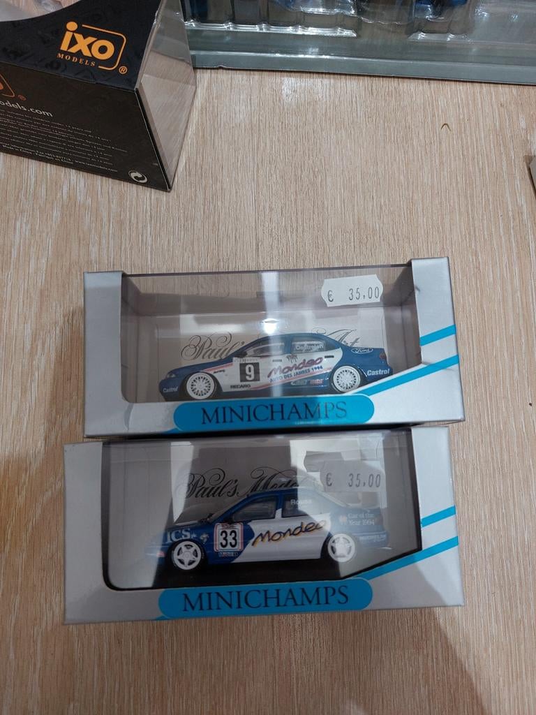 Minichamps Ford Mondeo Raceauto Modelauto's (2 stuks), Overige merken, 1:50 of kleiner, Auto, Ophalen of Verzenden