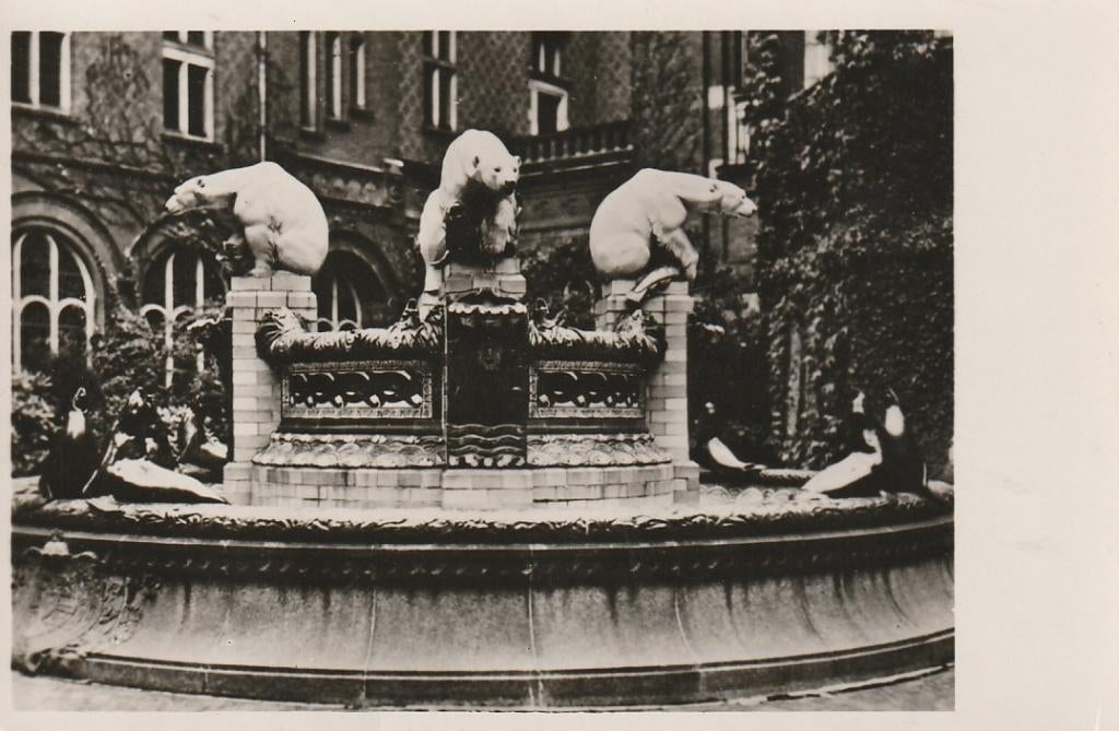 Den Haag Vredespaleis fontein monument ijsberen, Ophalen of Verzenden, 1920 tot 1940, Ongelopen, Zuid-Holland