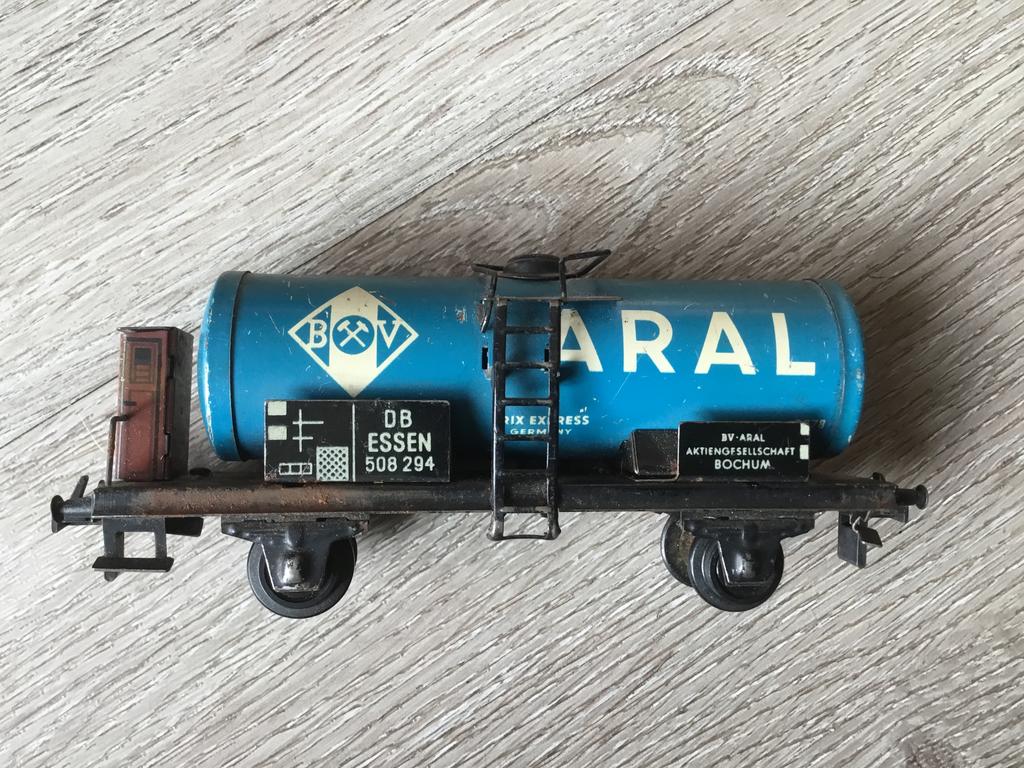 Trix express H0 ketelwagen Aral, Hobby en Vrije tijd, Modeltreinen | H0, Ophalen of Verzenden, Wagon, Trix