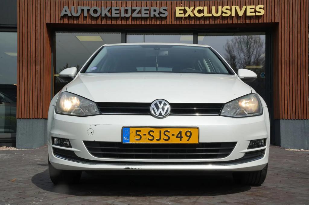 Volkswagen Golf 1.2 TSI Highline € 8.900,00, Gebruikt, 4 cilinders, Traction-control, Origineel Nederlands
