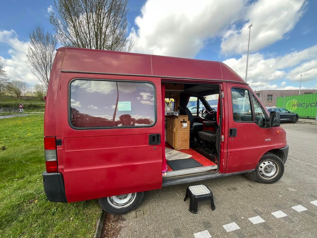 Citroën Jumper buscamper 1998 - off grid & rijklaar, Auto's, Trekhaak, Jumper, 4 cilinders, Leder en Stof