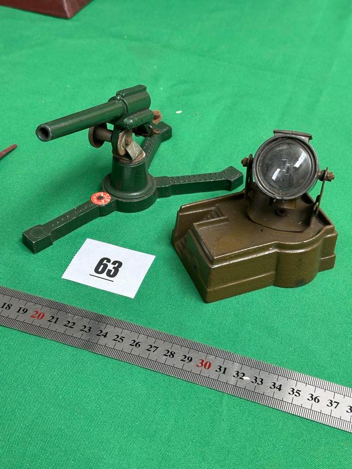 63- Astra oud metalen zoeklicht en kanon - Made in England, Verzamelen, Speelgoed, Gebruikt, Ophalen of Verzenden