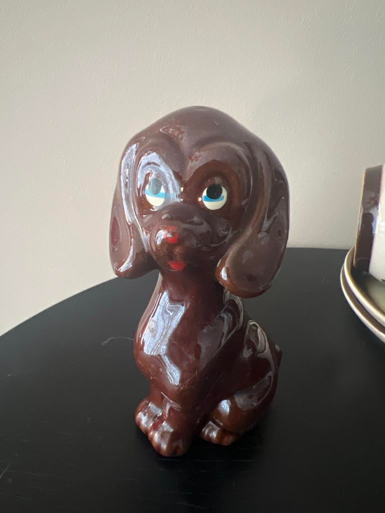 Vintage Bruin Honden Beeldje - Schattige Retro Decoratie, Ophalen of Verzenden, Gebruikt, Hond of Kat, Beeldje of Figuurtje