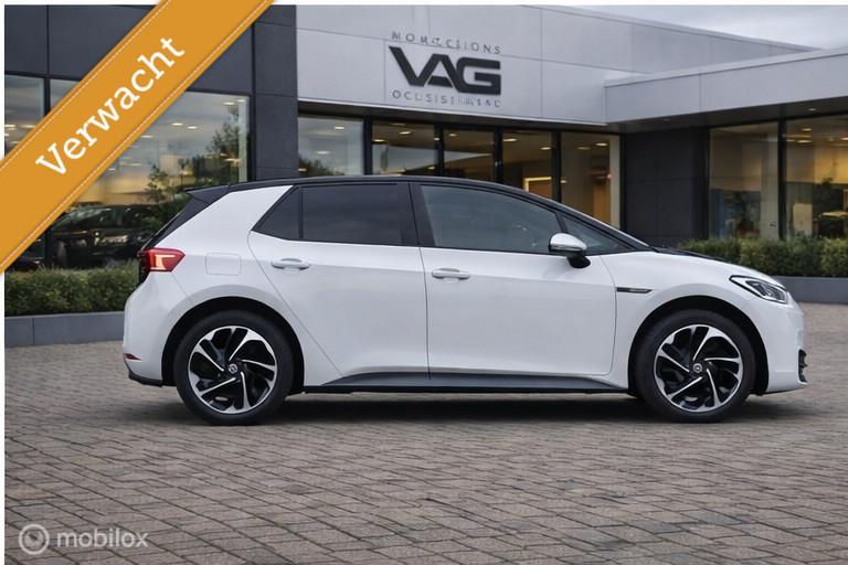 Volkswagen ID.3 Pro 58 kWh Alcantara LED CarPlay PDC Stoelve, Automaat, Adaptive Cruise Control, Achterwielaandrijving, Gebruikt