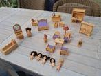 Houten poppenhuis meubels en poppen, Ophalen of Verzenden, Poppenhuis