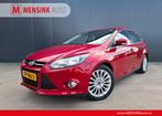 Ford Focus 1.6 TI-VCT 126 PK TITANIUM CRUISE ECC TREKHAAK, Gebruikt, 4 cilinders, 635 kg, Handgeschakeld