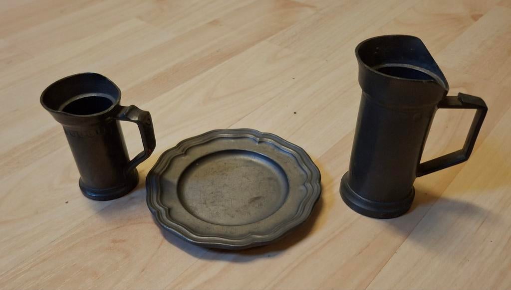 Tinnen set: 2 kannetjes en een schaaltje, Antiek en Kunst, Antiek | Tin, Ophalen