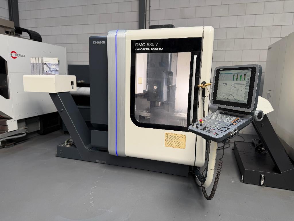 Bewerkingscentrum DMG Deckel Maho DMC 635 V, Doe-het-zelf en Verbouw, Ophalen, Freesbank, Computergestuurd (Cnc), Gebruikt