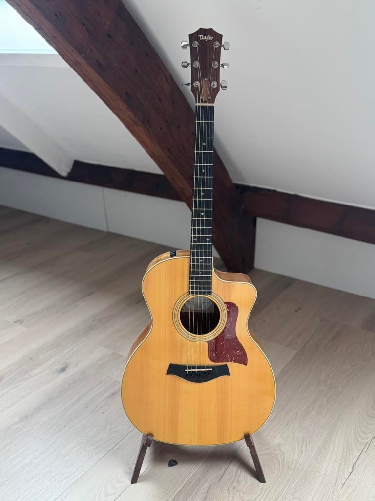 Nieuwe taylor gitaar onbespeeld, Muziek en Instrumenten, Ophalen, Zo goed als nieuw, Klassieke of Spaanse gitaar