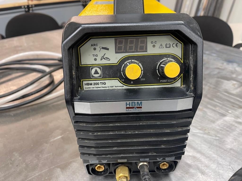 HBM Tig lasapparaat te koop 220 volt, Doe-het-zelf en Verbouw, Gereedschap | Lasapparaten, Ophalen, Zo goed als nieuw, 150 tot 250 ampère