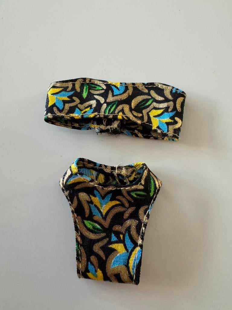 Barbie kira tropical splash bikini jaren 90, Verzamelen, Poppen, Gebruikt, Kleertjes, Ophalen of Verzenden