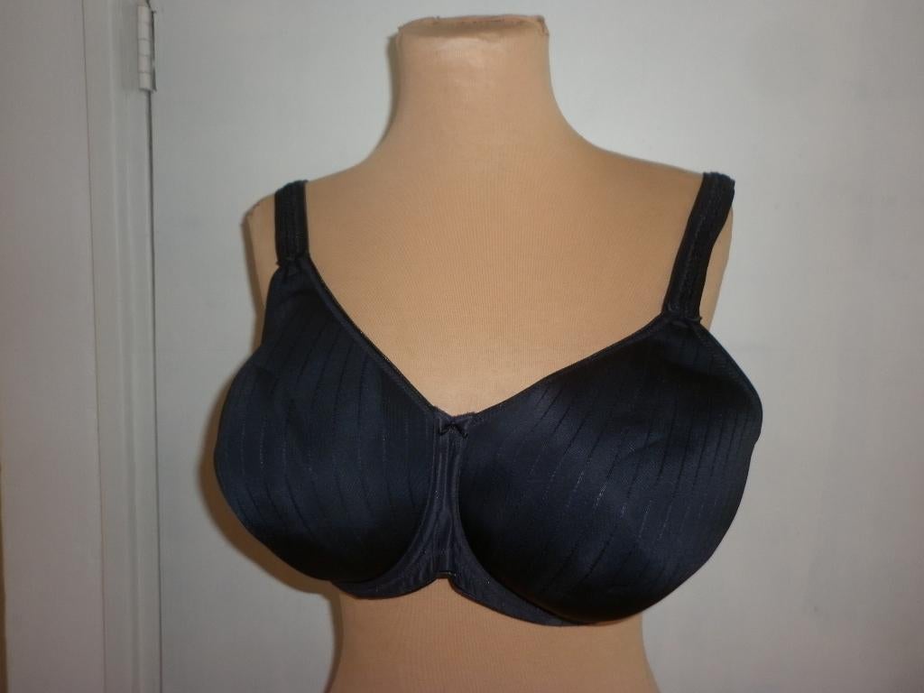 beugelBh maat 100D voorgevormde cups merk : Felina, Verzenden, Zwart, BH