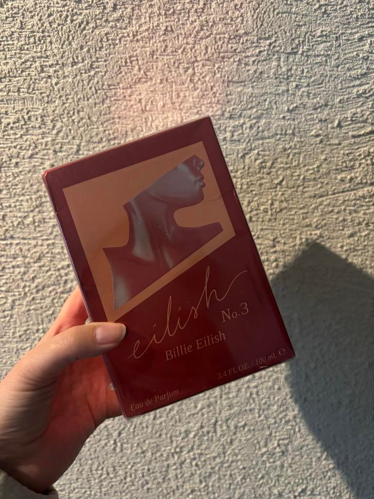 Billie Eilish parfum no3 Eau de parfum 100 ml, Sieraden, Tassen en Uiterlijk, Uiterlijk | Parfum, Ophalen of Verzenden, Nieuw