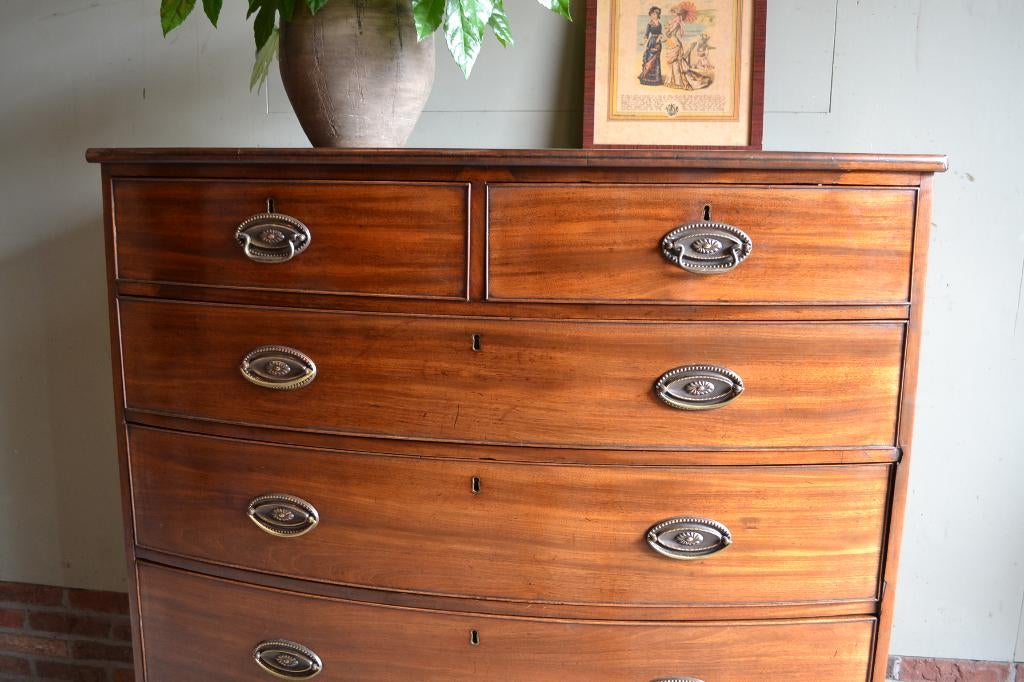 Prachtige antieke Engelse gebogen mahonie ladekast, dressoir, Verzenden