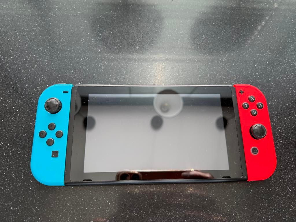 Nintendo Switch V2, Ophalen of Verzenden, Gebruikt, Met 2 controllers, Switch Original
