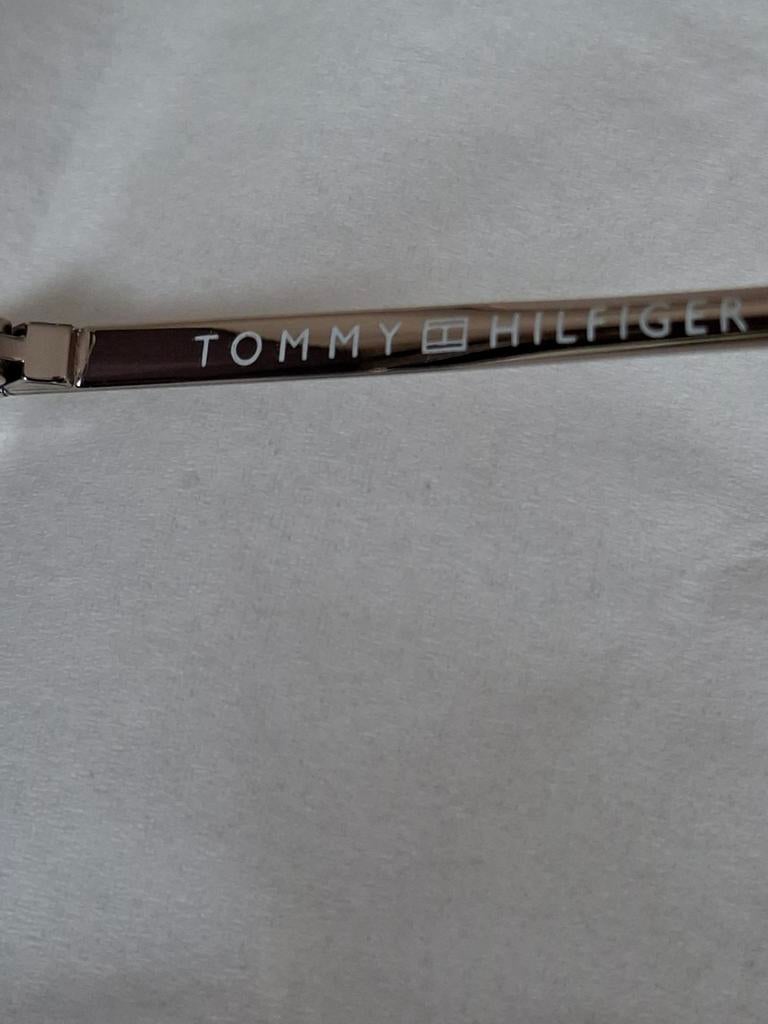 Tommy sunglasses  bijn nieuw, Sieraden, Tassen en Uiterlijk, Armbanden, Ophalen of Verzenden, Nieuw, Zilver
