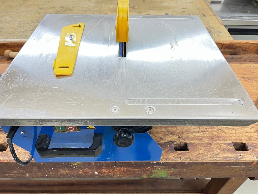 Carat MC-1801 Tegelsnijmachine, zaagmachine, Gebruikt, 60 cm of meer, Ophalen of Verzenden, 10 m² of meer