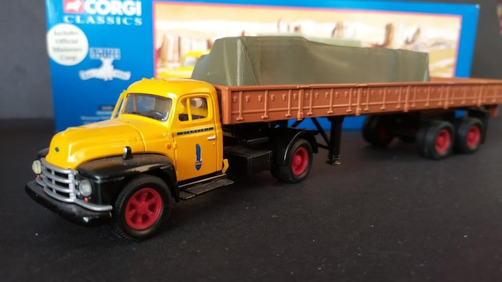 Diamond T 620 Flatbed truck Us 1:50 Corgi Pol, Corgi, Corgi@corgi.co.uk, Corgi Classics Ltd, Ophalen of Verzenden
