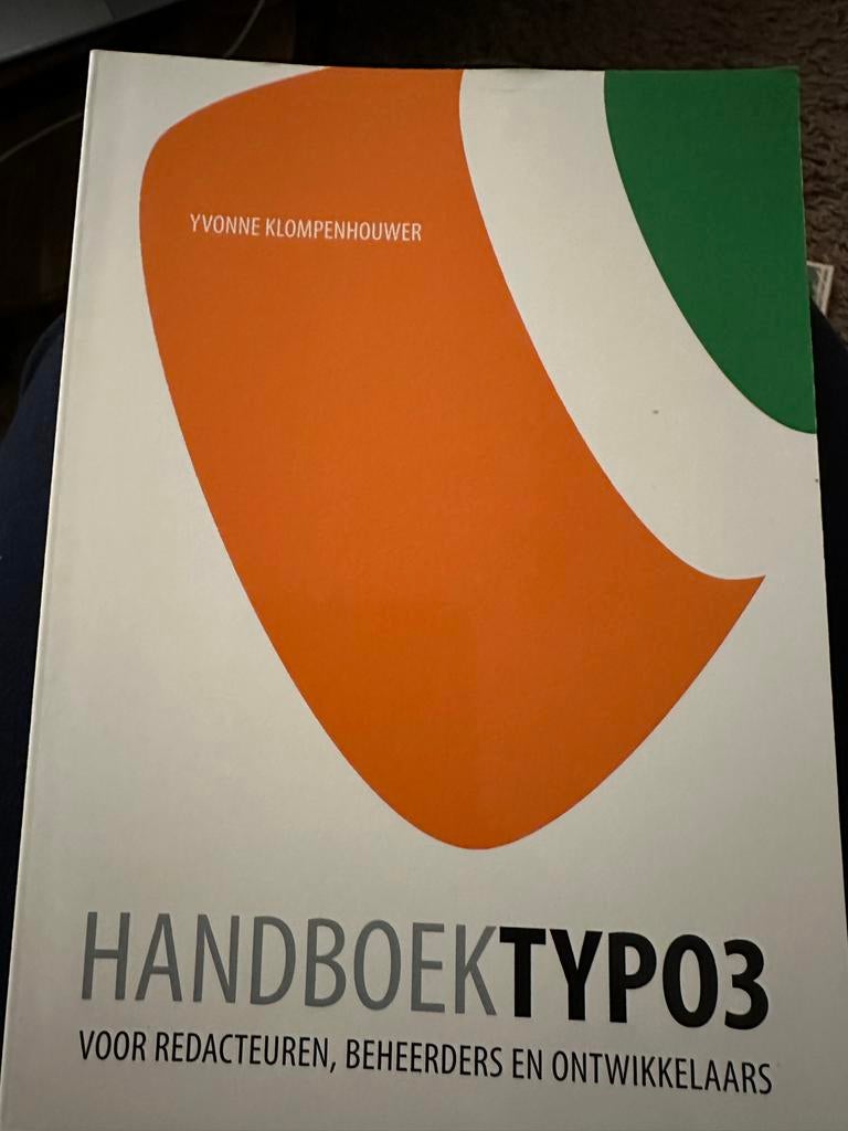 Handboek TYPO3 voor Redacteuren, Beheerders en Ontwikkelaars, Boeken, Informatica en Computer, Ophalen of Verzenden, Zo goed als nieuw