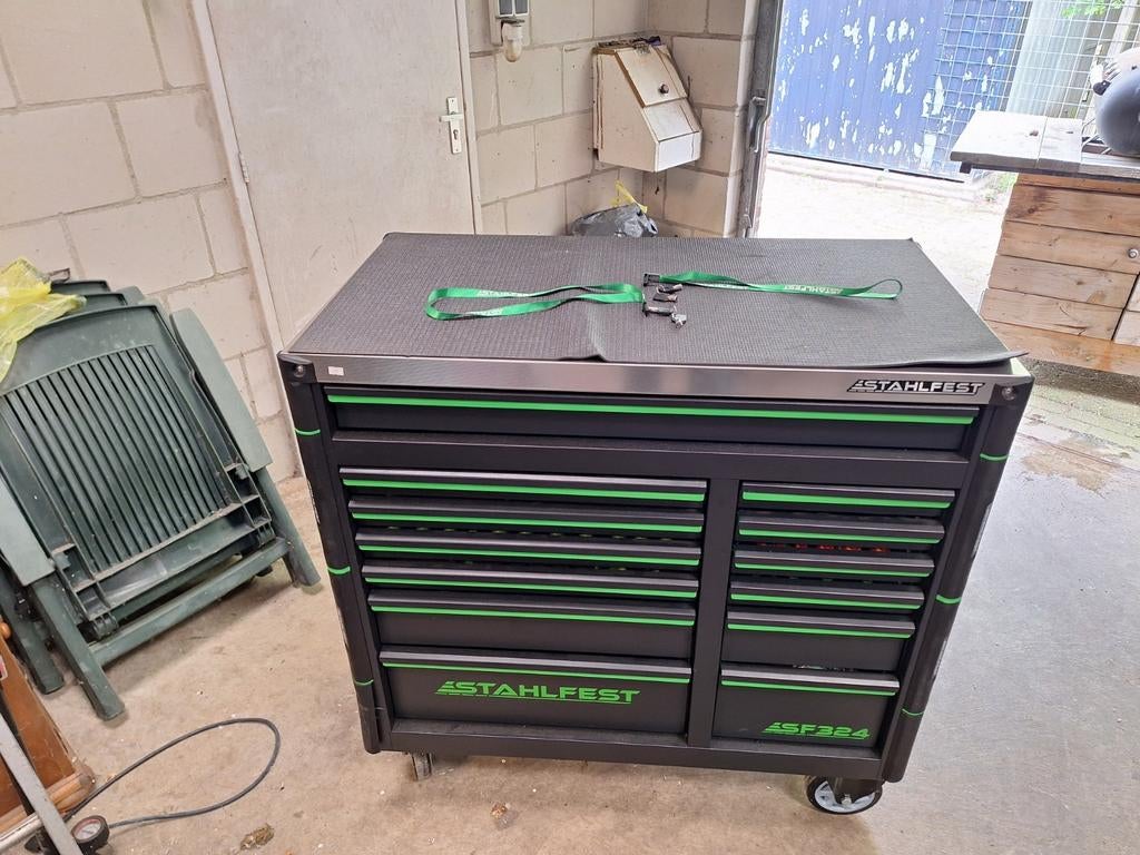 Stahlfest Gereedschapwagen met uitgebreide set gereedschap, Doe-het-zelf en Verbouw, Gereedschap | Handgereedschap, Ophalen of Verzenden
