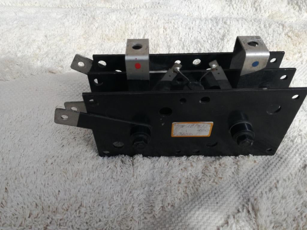 Gelijkrichter PTS 12/3/4/120, Hobby en Vrije tijd, Elektronica-componenten, Ophalen of Verzenden, Gebruikt