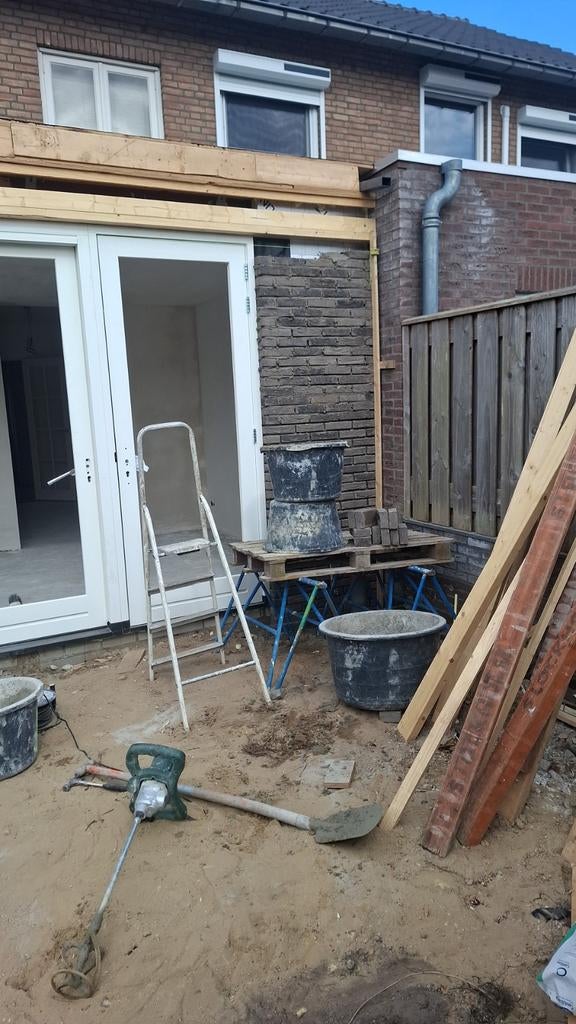 Metselaar zoekt nieuwe klus, Ophalen, Nieuw