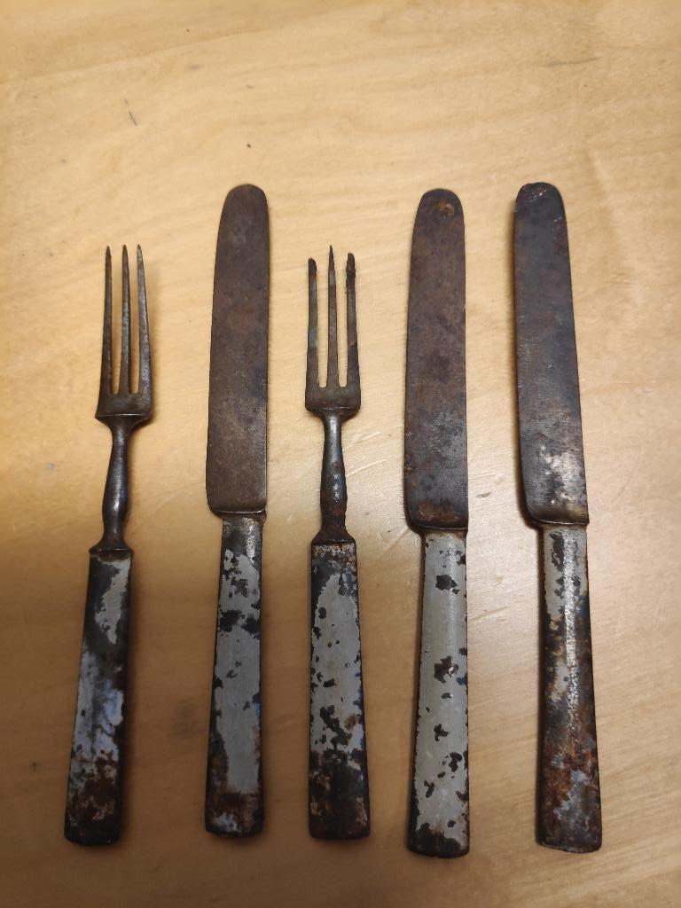 Antiek kinder speelgoed bestek, 3 x mes en 2 x vork, Ophalen of Verzenden