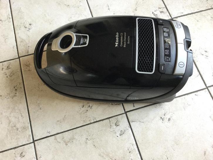 Miele stofzuiger Black Diamond C3, Witgoed en Apparatuur, Stofzuigers, Zo goed als nieuw, Stofzuiger, Stofzak, Ophalen of Verzenden