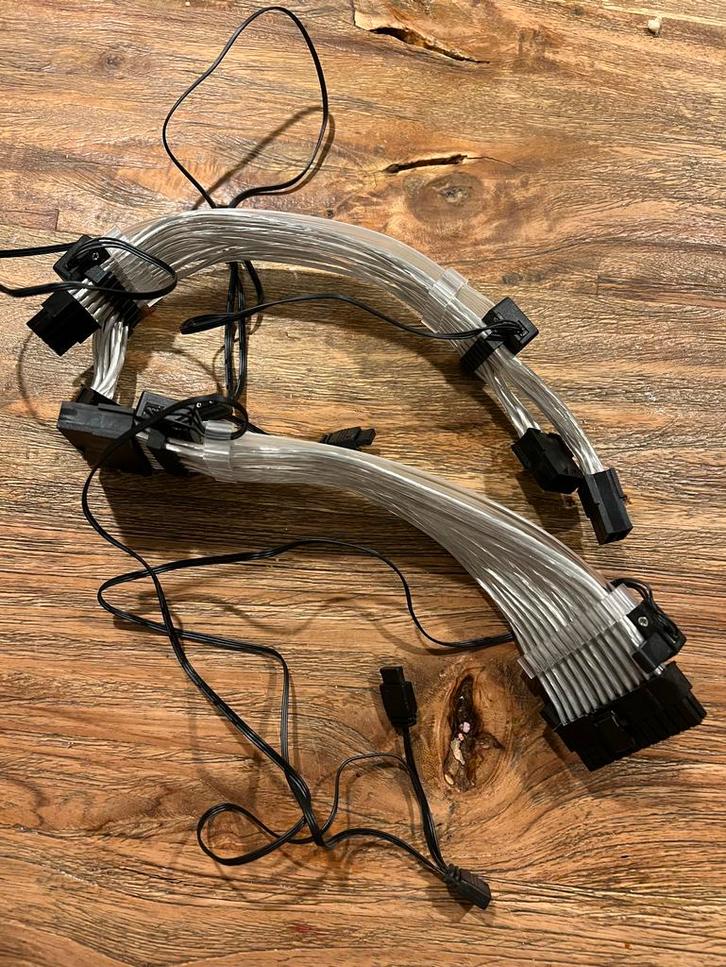 Computerkast verlichting, Computers en Software, Pc- en Netwerkkabels, Gebruikt, Ophalen of Verzenden