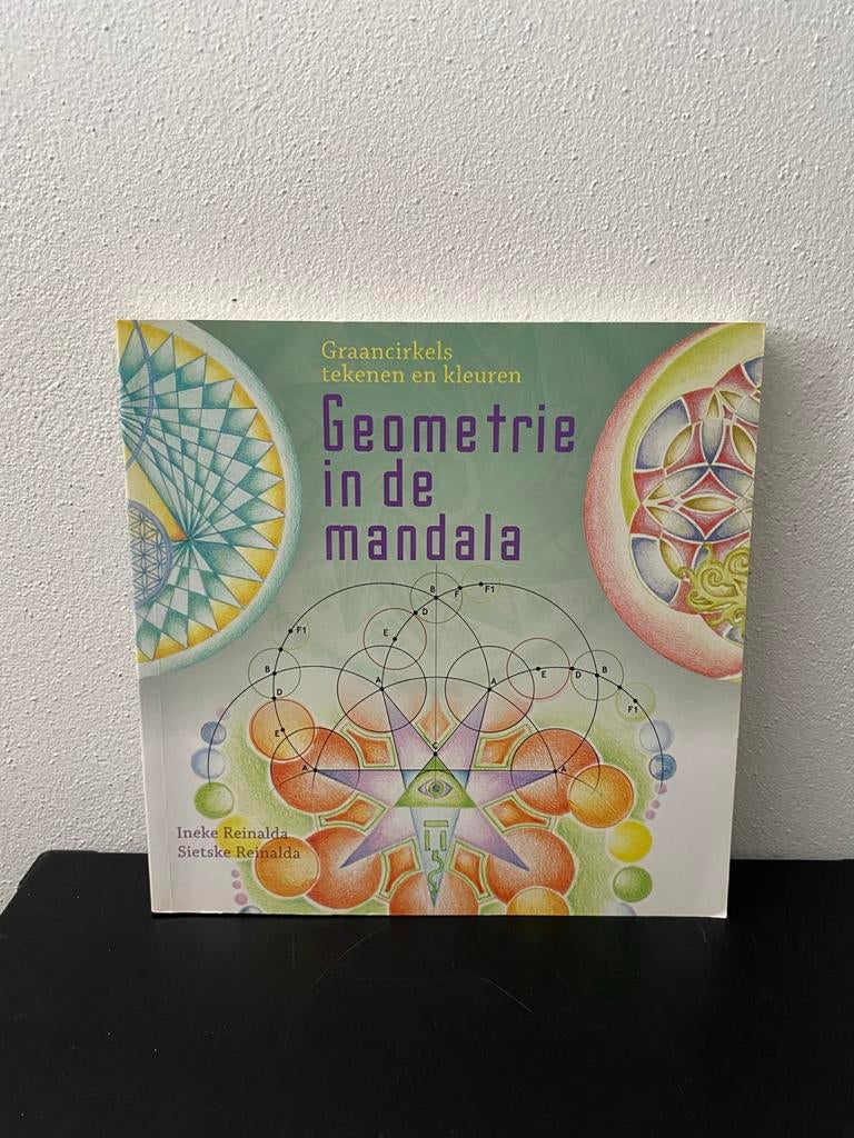 Graancirkels tekenen en kleuren: Geometrie in de mandala, Ophalen of Verzenden, Nieuw, Tekenen en Schilderen, Ineke Reinalda
