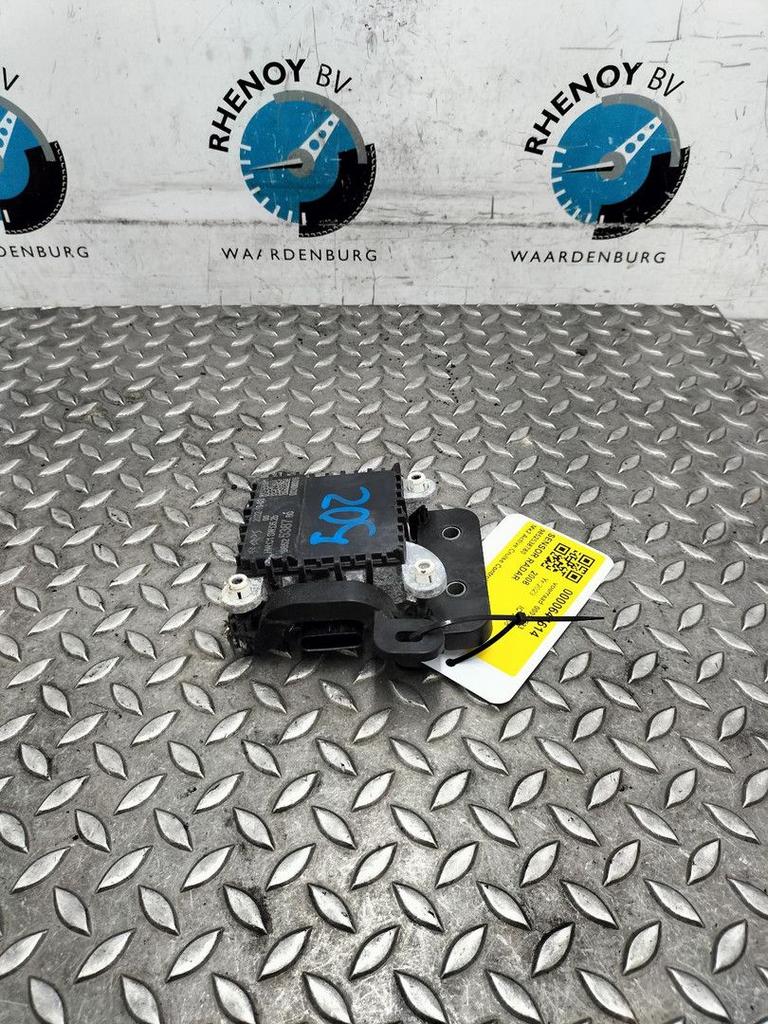 PEUGEOT 2008 P24E e-2008 Mk2 GT EV SENSOR RADAR 9852538780 2, Ophalen of Verzenden, Gebruikt, Stiba lid