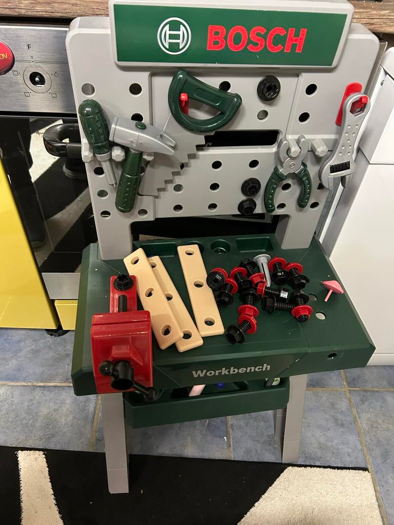 Bosch Werkbank Speelgoed - Zo goed als nieuw, Ophalen, Zo goed als nieuw, Jongen of Meisje