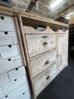 Leuk brocante white wash kastje GRATIS, Antiek en Kunst, Curiosa en Brocante, Ophalen