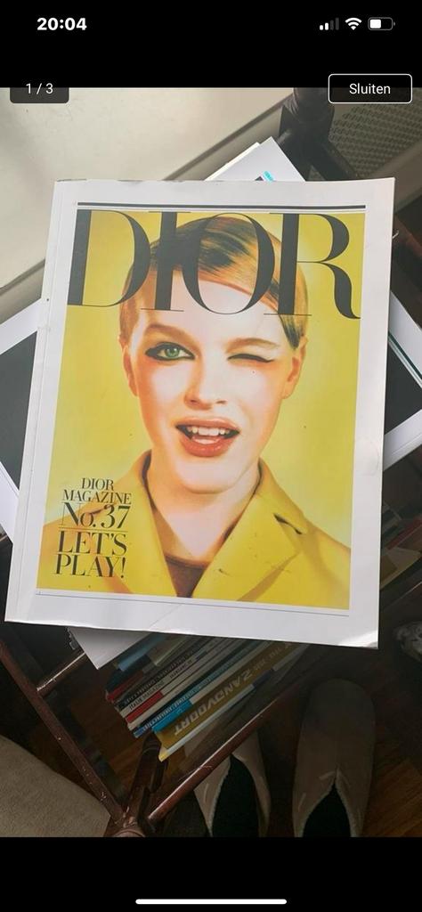 Nieuw  blad van luxe modehuis DIOR, Ophalen of Verzenden, Zo goed als nieuw