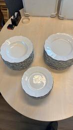 Serviesset met zilveren rand, Ophalen of Verzenden